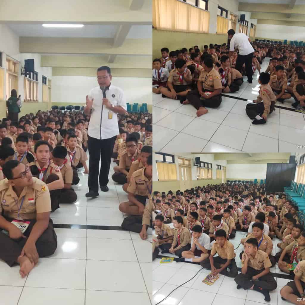 Masa Pengenalan Lingkungan Sekolah (MPLS) di SMP 213 Masa Pengenalan Lingkungan Sekolah (MPLS) di SMP 213