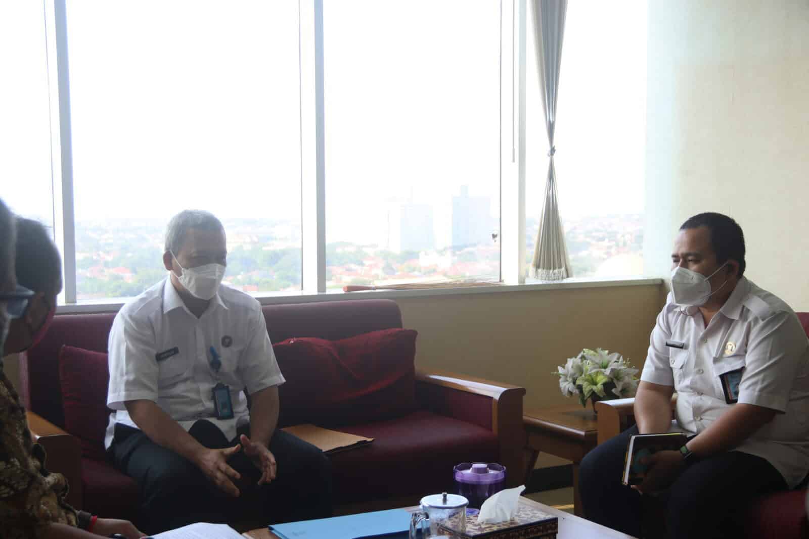 Audiensi Kepala BNNK Jakarta Timur dengan Kepala Suban Kesbangpol Jakarta Timur terkait Program URC Audiensi Kepala BNNK Jakarta Timur dengan Kepala Suban Kesbangpol Jakarta Timur terkait Program URC