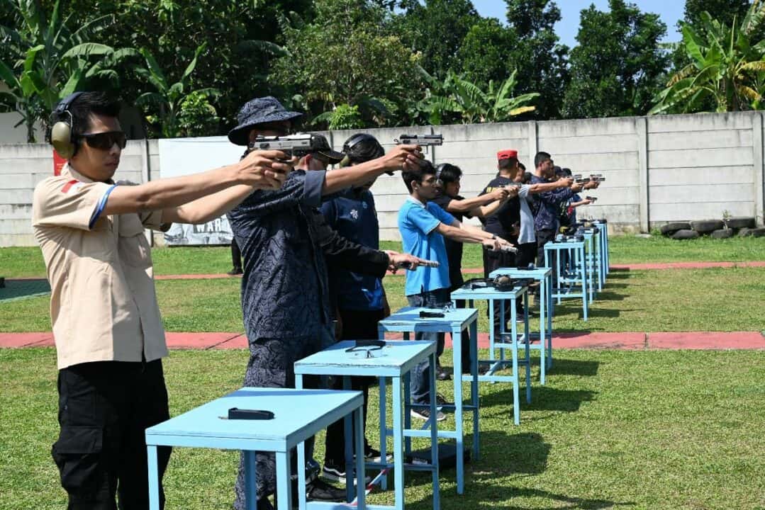 BNNP DKI Jakarta dan Jajaran BNNK Lakukan Latihan Teknis Menembak Di lapangan Tembak BNN RI BNNP DKI Jakarta dan Jajaran BNNK Lakukan Latihan Teknis Menembak Di lapangan Tembak BNN RI